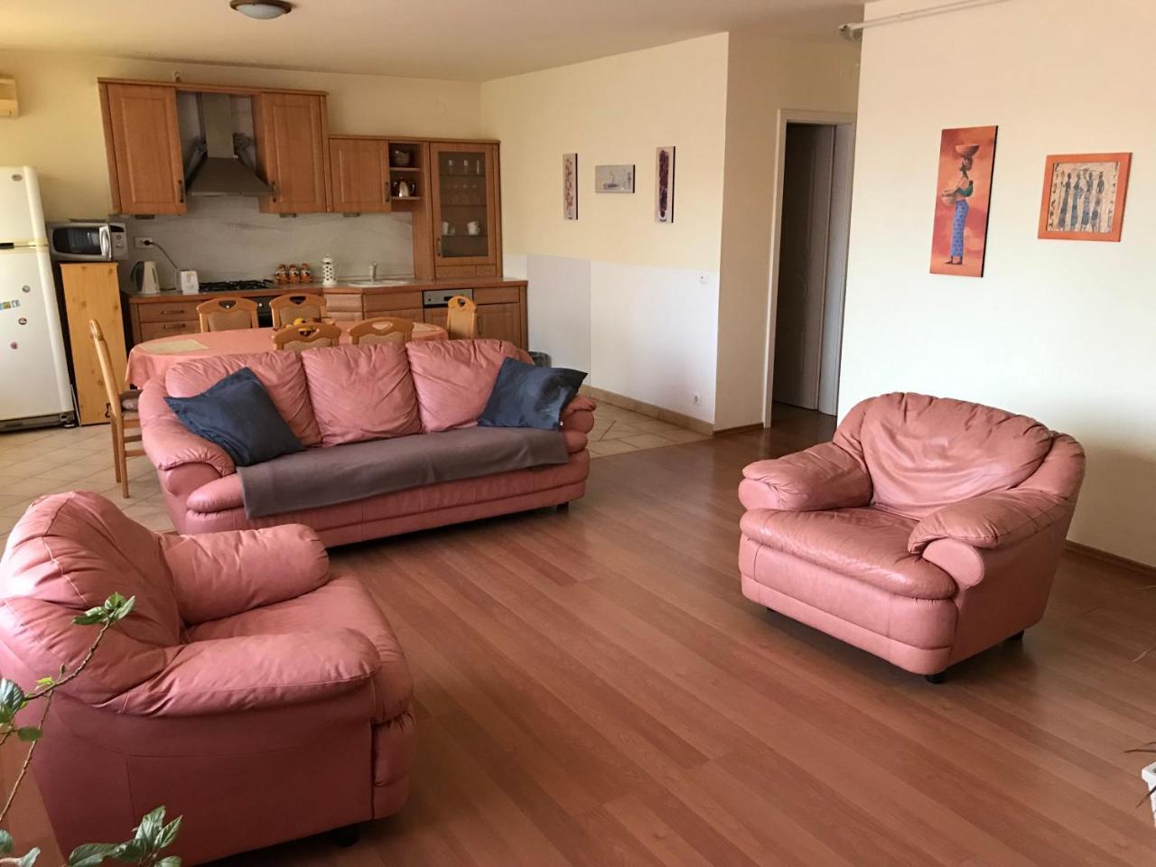 Lotusz Apartments In Nyíregyháza Dış mekan fotoğraf