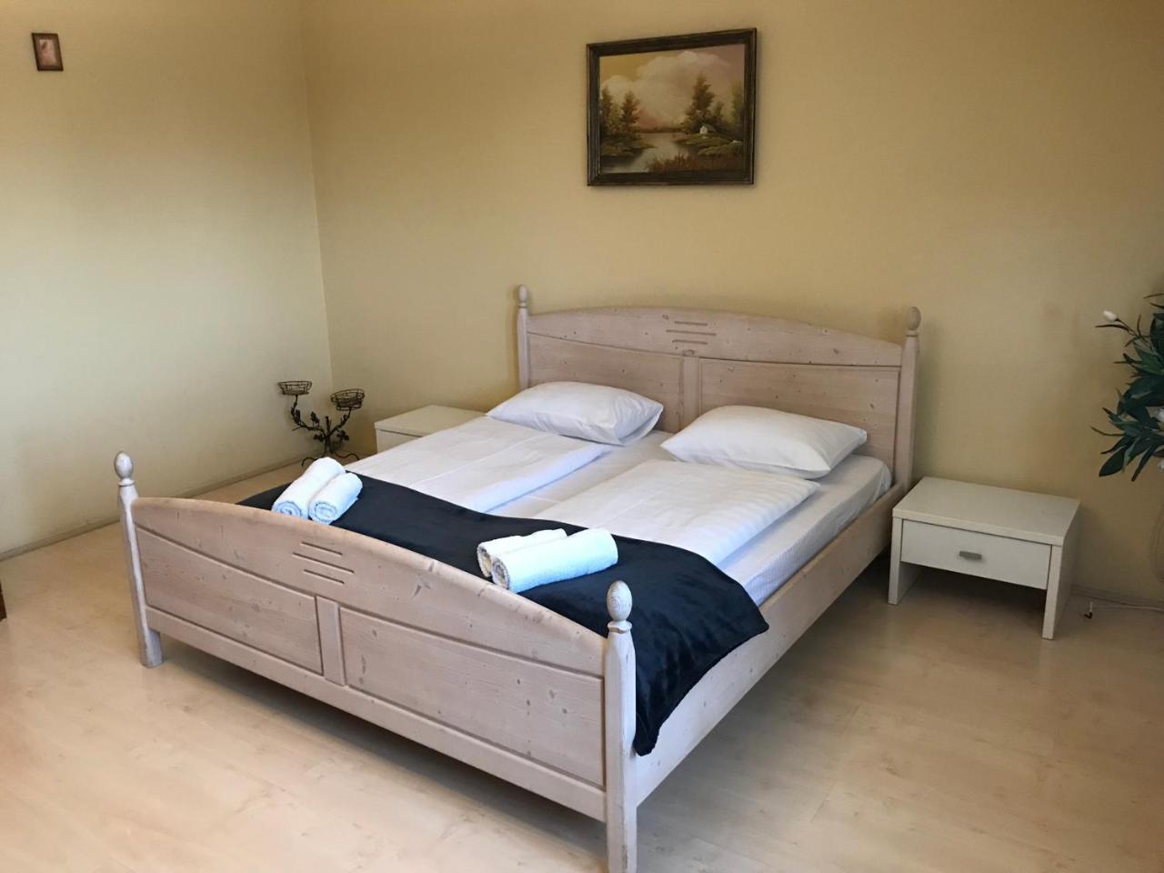 Lotusz Apartments In Nyíregyháza Dış mekan fotoğraf