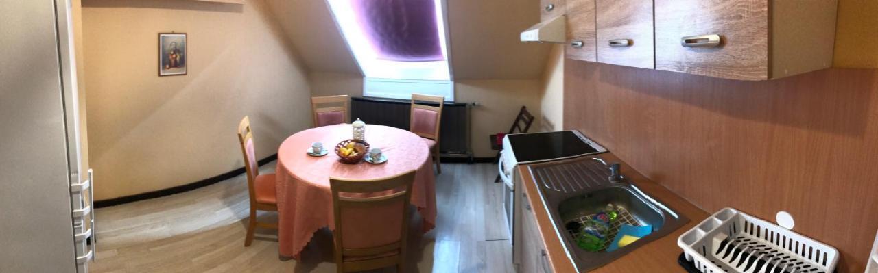 Lotusz Apartments In Nyíregyháza Dış mekan fotoğraf